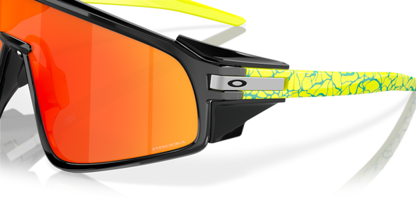 Oakley OO9404 Latch™ Panel Inner Spark Collection - Prizm Ruby Lenses,  Black Ink Frame