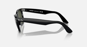 RAY-BAN ORIGINAL WAYFARER CLASSIC Sunglasses in Black and G-15 Green 50