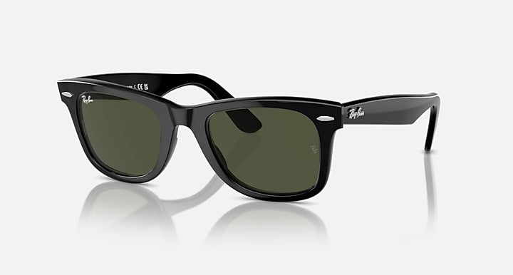 RAY-BAN ORIGINAL WAYFARER CLASSIC Sunglasses in Black and G-15 Green 50