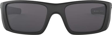 OAKLEY MEN'S FUEL CELL RECTANGULAR SUNGLASSES, MATTE BLACK USA FLAG ICON/GREY, OO9096 60