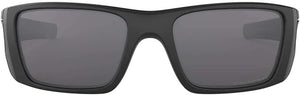 OAKLEY MEN'S FUEL CELL RECTANGULAR SUNGLASSES, MATTE BLACK/GREY POLARIZED, OO9096 60