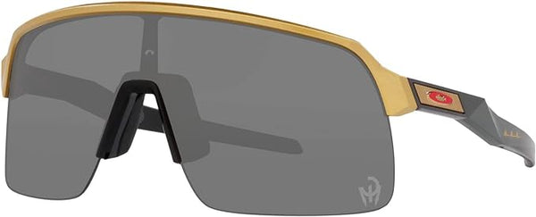 OAKLEY MEN'S SUTRO LITE RECTANGULAR SUNGLASSES, PATRICK MAHOMES II OLYMPIC GOLD/PRIZM BLACK, OO9463 39