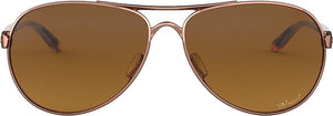 OAKLEY WOMEN'S FEEDBACK AVIATOR SUNGLASSES, ROSE GOLD/BROWN GRADIENT POLARIZED, OO4079 59